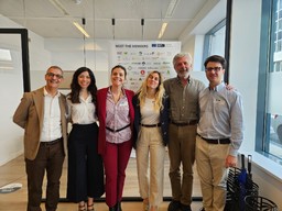 JoinFruit_Bruxelles.jpg - {JoinFruit_Bruxelles.jpg} - [100010]