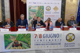 Conferenza-Stampa_Cuneo-Colle-della-MAddalena-01-2048x1365.jpg - {Conferenza-Stampa_Cuneo-Colle-della-MAddalena-01-2048x1365.jpg} - [100258]