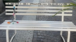 PanchinaAmoreAlessandria.jpg - {PanchinaAmoreAlessandria.jpg} - [100627]