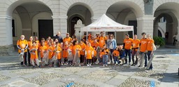 0.jpg - {0.jpg} - [100715]