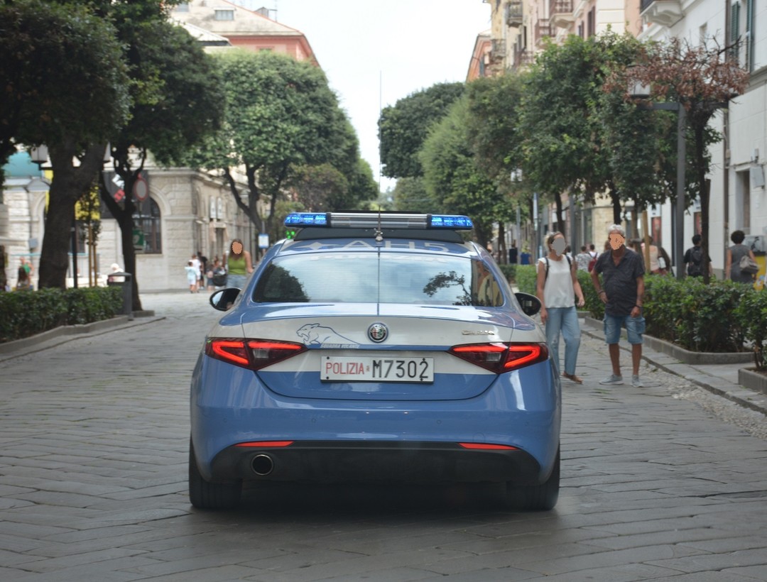 volante corso italia.jpg - {volante corso italia.jpg} - [101395]