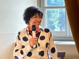 donatella mascia.jpg - {donatella mascia.jpg} - [101427]