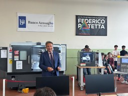 Patetta-2025-05-28-19-48-52 (1).jpg - {Patetta-2025-05-28-19-48-52 (1).jpg} - [101531]
