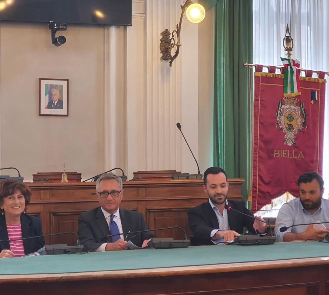 1.jpg - {1.jpg} - [101716]