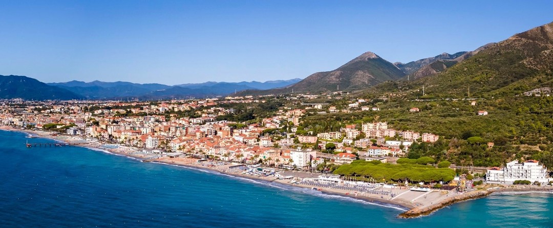 Ceriale turismo.jpg - {Ceriale turismo.jpg} - [102093]