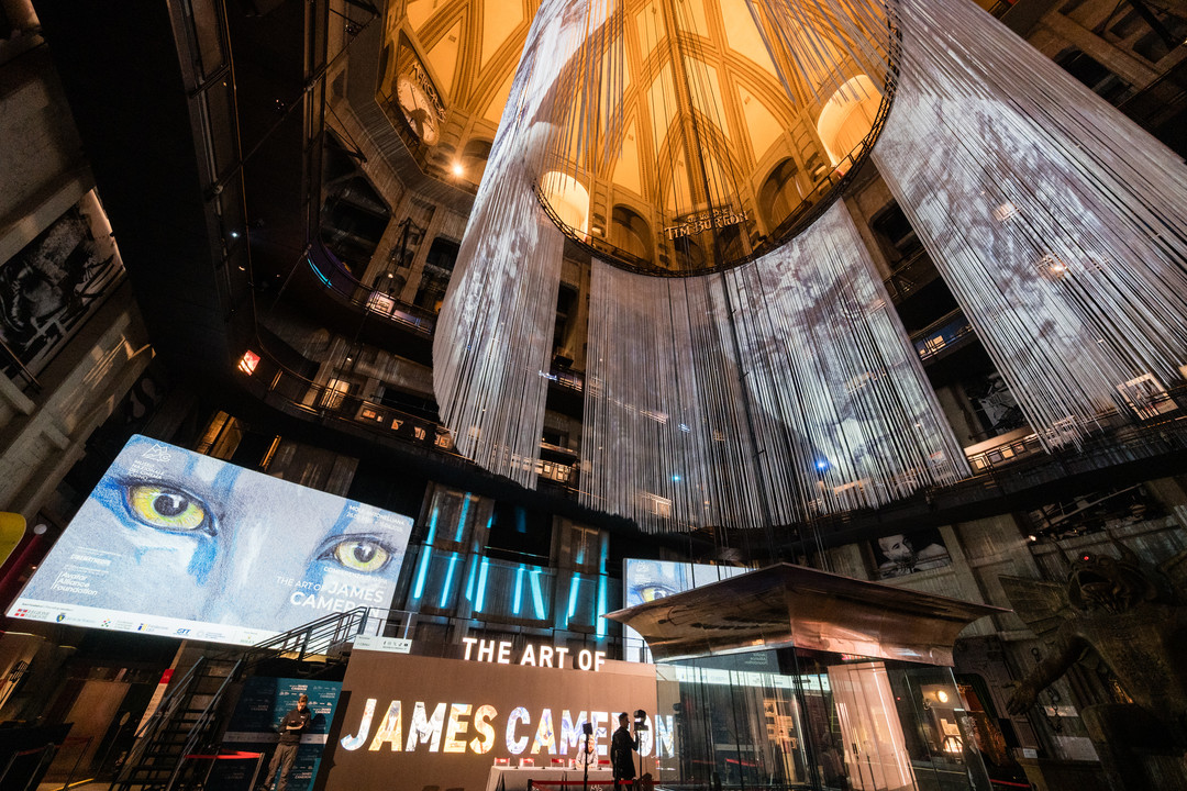 Foto allestimento mostra James Cameron home.jpg - {Foto allestimento mostra James Cameron home.jpg} - [102670]