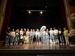 0.jpg - {0.jpg} - [103030]