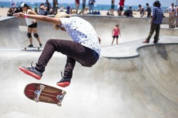 121.jpg - {121.jpg} - [104070]