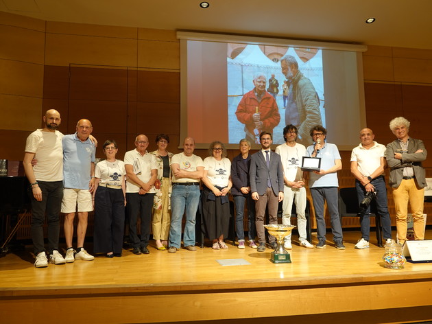 targa_60_anni_gruppo_fotografico_06_2025_gdivino-105.jpg - {targa_60_anni_gruppo_fotografico_06_2025_gdivino-105.jpg} - [104647]