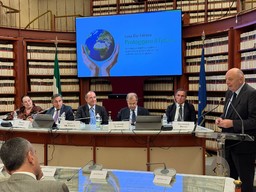 Foto presentazione del nuovo libro di Dal Fabbro.jpg - {Foto presentazione del nuovo libro di Dal Fabbro.jpg} - [105872]