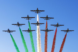 frecce tricolori.jpg - {frecce tricolori.jpg} - [105960]