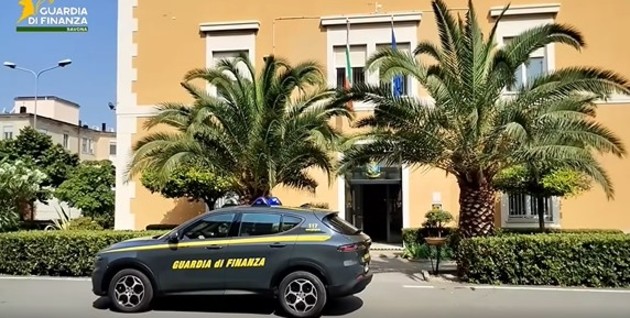 guardia di finanza.jpg - {guardia di finanza.jpg} - [106849]