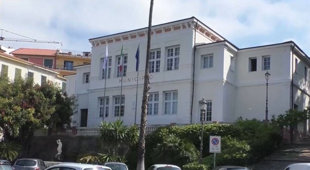 comune di bordighera.jpg - {comune di bordighera.jpg} - [107130]