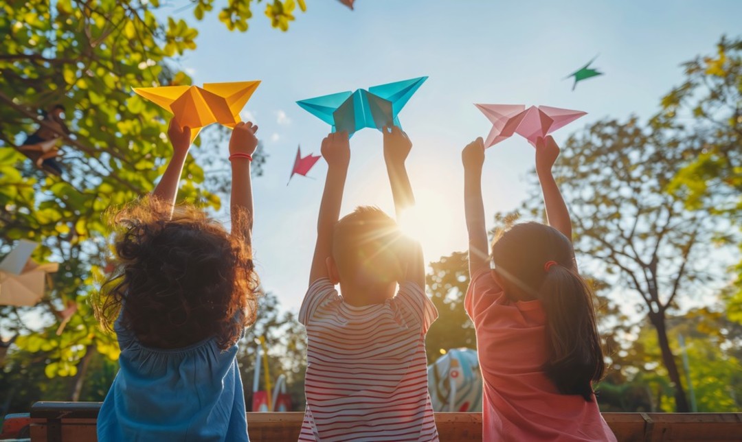 Bambini al parco.jpg - {Bambini al parco.jpg} - [107362]