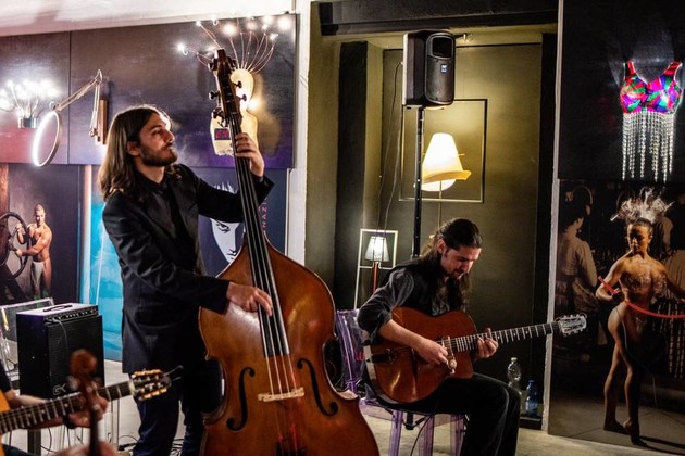 Foto musica jazz Distilleria Manouche.jpeg - {Foto musica jazz Distilleria Manouche.jpeg} - [108499]