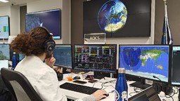 Mission Control Center a Torino.jpg - {Mission Control Center a Torino.jpg} - [109043]