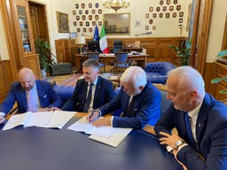 firma anas limone al mit.jpeg - {firma anas limone al mit.jpeg} - [109372]