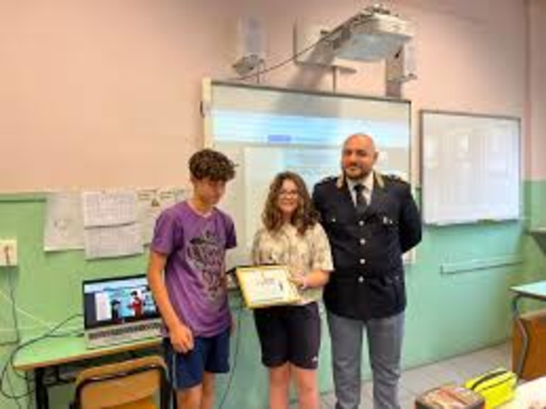 PretenDiamo Legalità, scuola di Cerrina.jpeg - {PretenDiamo Legalità, scuola di Cerrina.jpeg} - [109772]