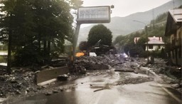 frejus-bardonecchia-strade.jpg - {frejus-bardonecchia-strade.jpg} - [110798]