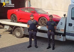 DemolitaFerrari.jpg - {DemolitaFerrari.jpg} - [111551]