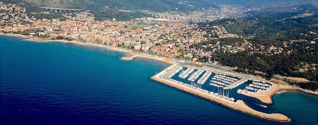 andora.jpg - {andora.jpg} - [112127]