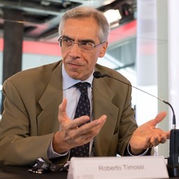 640px-Conferenza_stampa_2017_379.jpg - {640px-Conferenza_stampa_2017_379.jpg} - [112415]