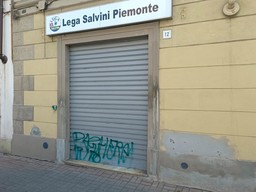 1.jpg - {1.jpg} - [112503]