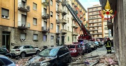EsplosioneTorino.jpg - {EsplosioneTorino.jpg} - [112559]