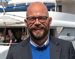32.jpg - {32.jpg} - [114186]