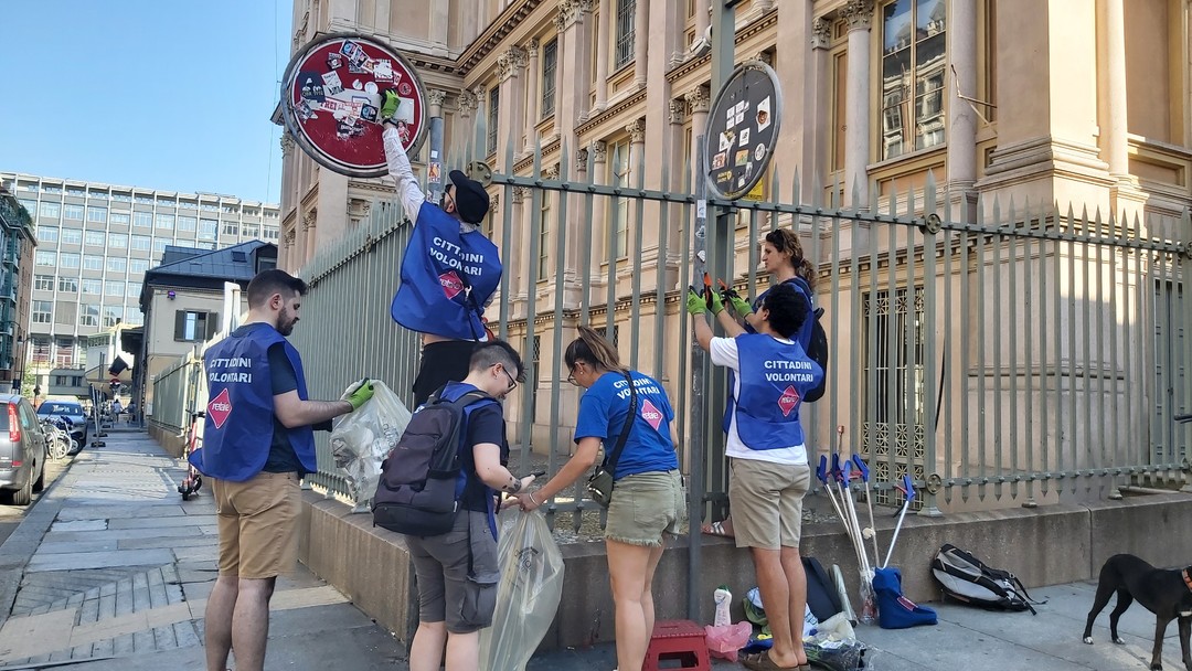 Le operazioni di pulizia di Retake foto.jpg - {Le operazioni di pulizia di Retake foto.jpg} - [11443]