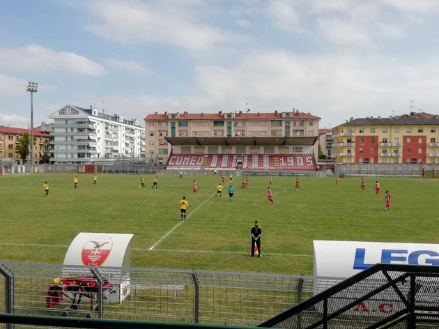 Stadio_Fratelli_Paschiero_vista_Tribuna_Matteotti.jpg - {Stadio_Fratelli_Paschiero_vista_Tribuna_Matteotti.jpg} - [114764]