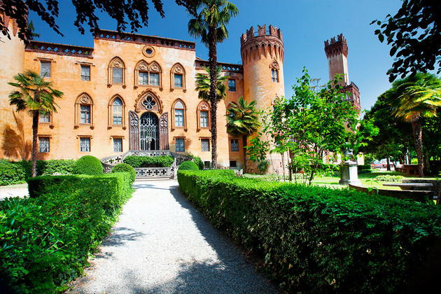 Castello roccolo busca.jpg - {Castello roccolo busca.jpg} - [115404]