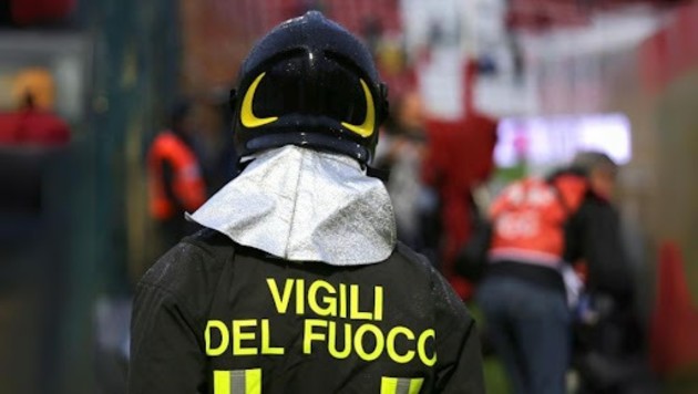 vigili del fuoco.jpg - {vigili del fuoco.jpg} - [115676]
