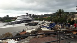 rapallo mareggiata.jpg - {rapallo mareggiata.jpg} - [116318]