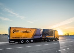 Continental truck.jpg - {Continental truck.jpg} - [11635]