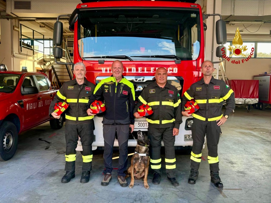 Vigili del Fuoco.jpg - {Vigili del Fuoco.jpg} - [11771]