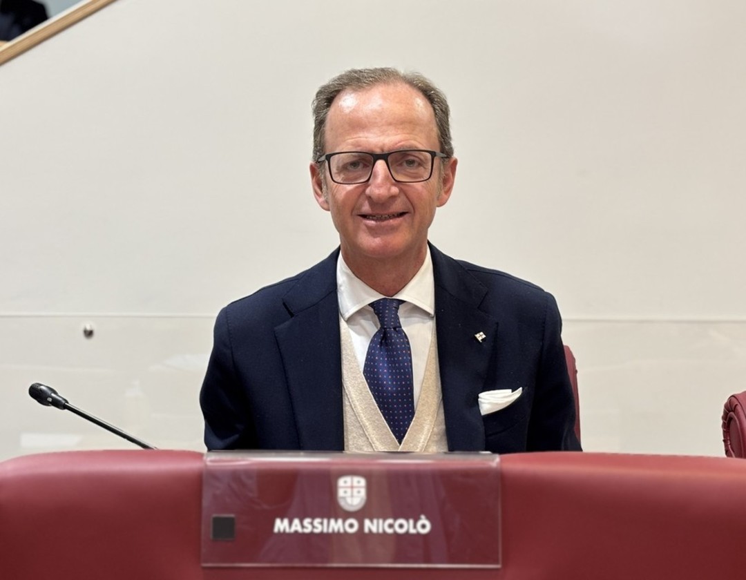 massimo nicolò.jpg - {massimo nicolò.jpg} - [118049]