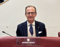 massimo nicolò.jpg - {massimo nicolò.jpg} - [118049]