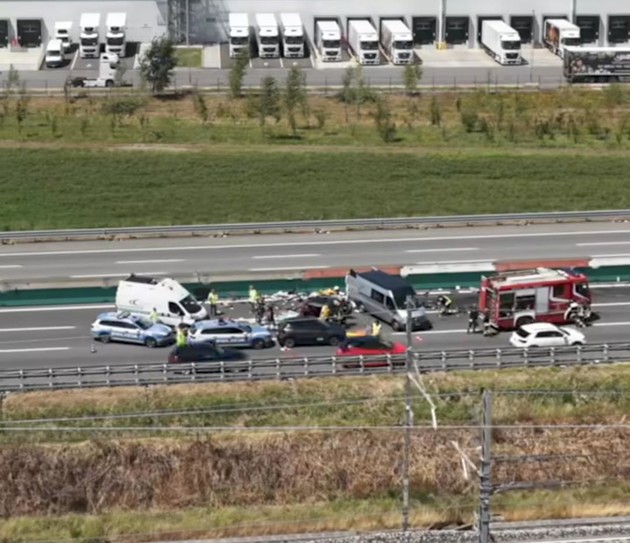 Foto incidente .jpg - {Foto incidente .jpg} - [118640]