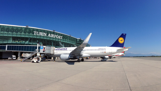 AeroportoTorino.jpg - {AeroportoTorino.jpg} - [120135]