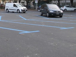 parcheggi_blu.jpg - {parcheggi_blu.jpg} - [12123]