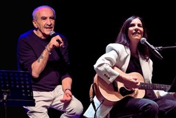 Paola Turci e Gino Castaldo.jpg - {Paola Turci e Gino Castaldo.jpg} - [121768]