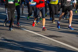 running-1944798_1280.jpg - {running-1944798_1280.jpg} - [122192]