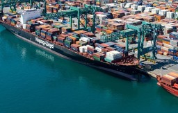 Immagine porto genova container .jpg - {Immagine porto genova container .jpg} - [122417]