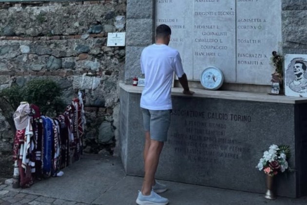 SimeoneSuperga.jpg - {SimeoneSuperga.jpg} - [122729]