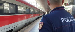 polizia ferroviaria.jpg - {polizia ferroviaria.jpg} - [12291]