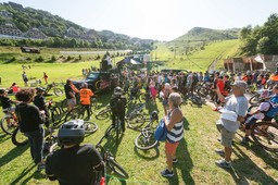 partyride_bestof-5.jpg - {partyride_bestof-5.jpg} - [12523]