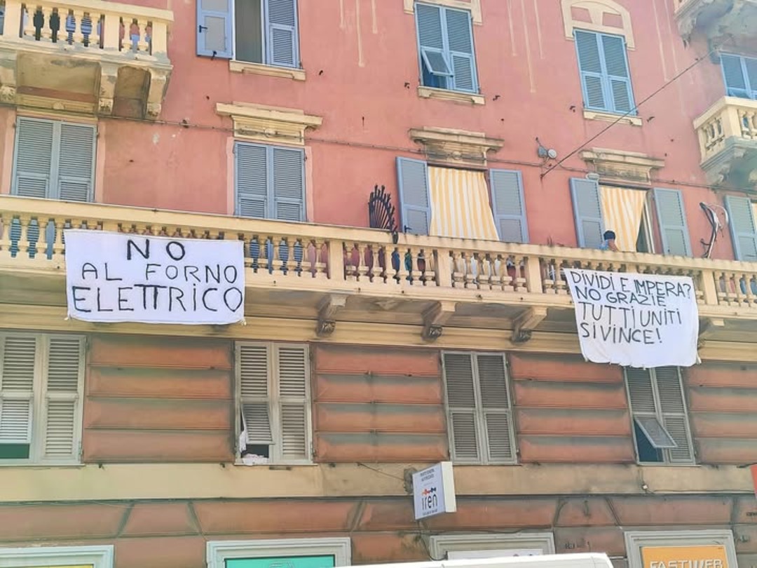 Immagine foto cornigliano.jpg - {Immagine foto cornigliano.jpg} - [125235]