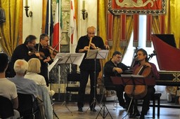 Offerta Bach gruppo_con taglio.jpg - {Offerta Bach gruppo_con taglio.jpg} - [125563]