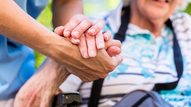 Caregiver.jpg - {Caregiver.jpg} - [126107]